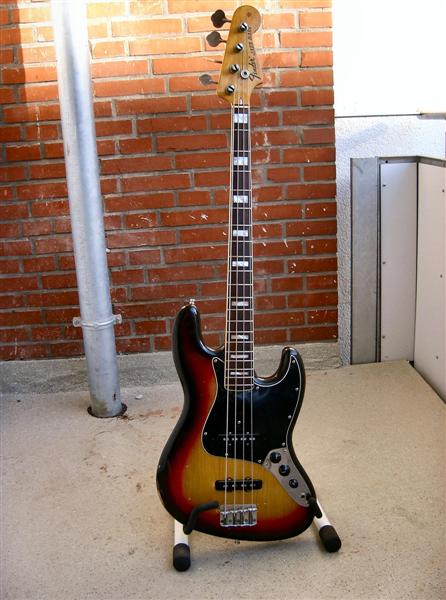Fender J Bass